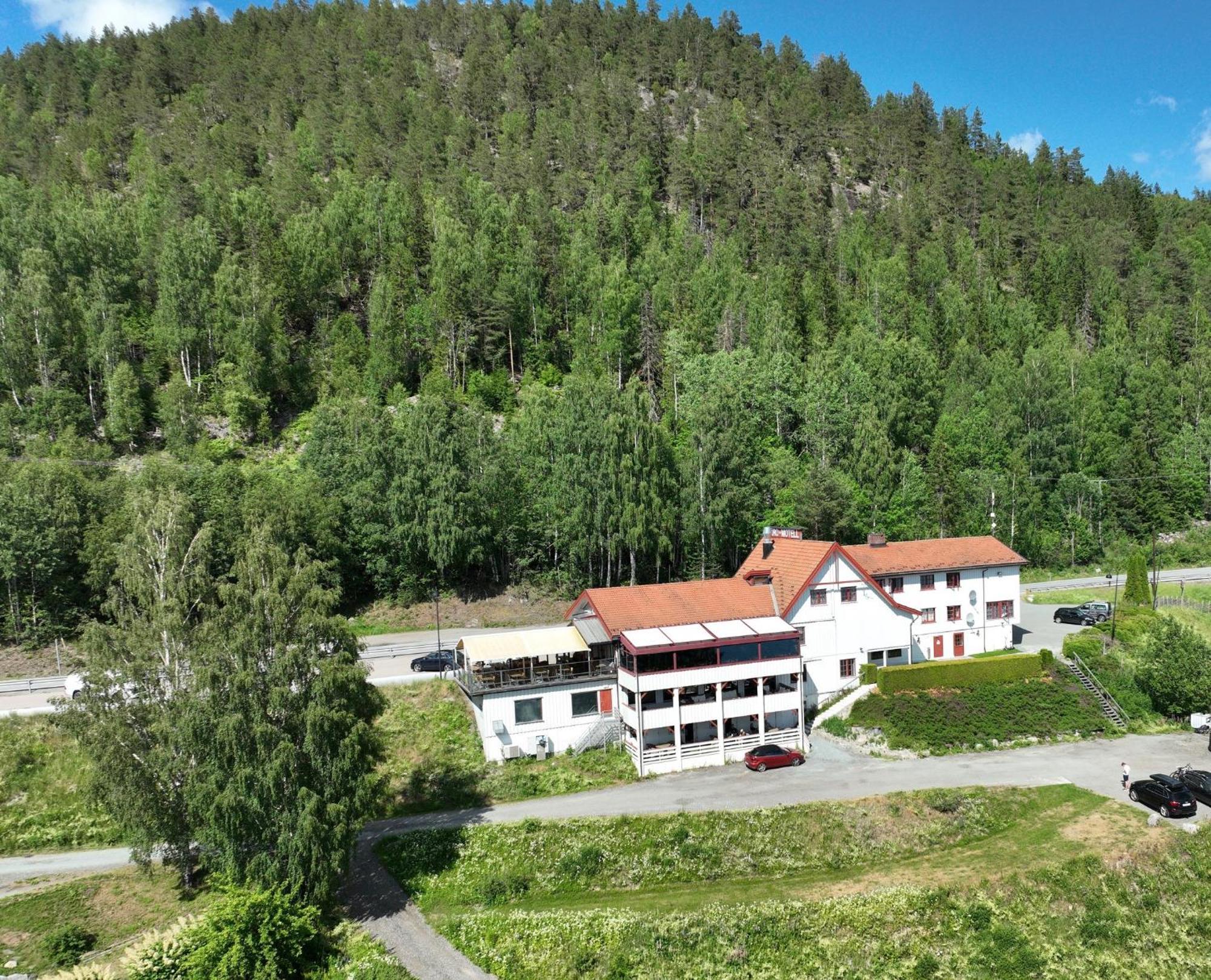 Kroderen Kro & Motel As Hamremoen Εξωτερικό φωτογραφία